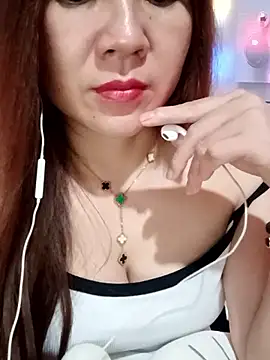 Snapshot of Mago-sweet chatting on September 18, 2025, 6:00 pm Mago-sweet online show from September 18, 2025, 6:00 pm