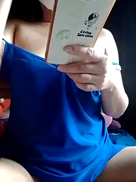 Snapshot of YuchengLy chatting on October 2, 2025, 9:23 am YuchengLy online show from October 2, 2025, 9:23 am