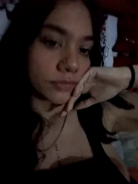 emmii cute online show from September 25, 2025, 10:05 pm