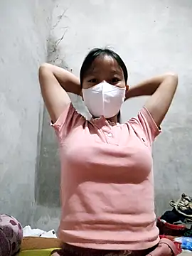 Snapshot of Lilyy-y chatting on October 12, 2025, 9:05 pm Lilyy-y online show from October 12, 2025, 9:05 pm