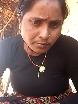 Snapshot of sonaya9y chatting on September 23, 2025, 6:42 am sonaya9y online show from September 23, 2025, 6:42 am