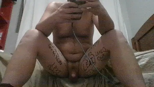 Snapshot of CouplesFuckToy69 chatting on September 18, 2025, 9:56 am CouplesFuckToy69 online show from September 18, 2025, 9:56 am