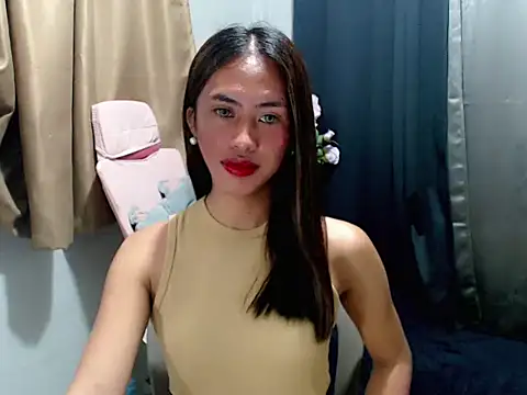 Snapshot of secretmiller_ chatting on November 24, 2025, 8:20 pm secretmiller online show from November 24, 2025, 8:20 pm