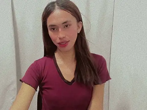 Snapshot of secretmiller_ chatting on November 15, 2025, 1:15 pm secretmiller online show from November 15, 2025, 1:15 pm