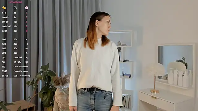 Snapshot of SirenaOstrem chatting on September 12, 2025, 1:06 am SirenaOstrem online show from September 12, 2025, 1:06 am