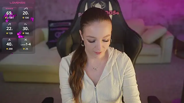 Ella 054 online show from February 11, 2026, 11:48 pm