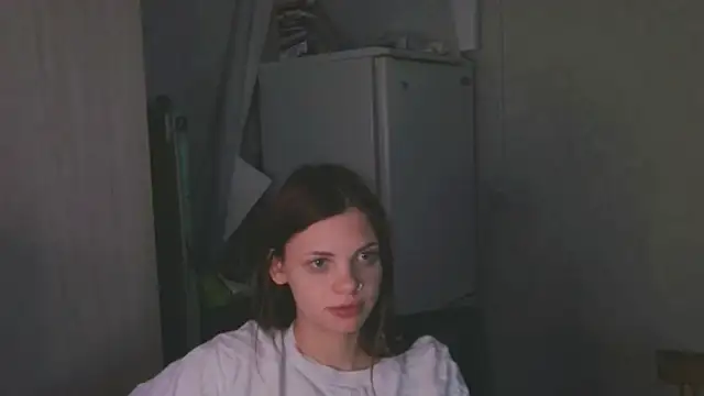 rinabluu online show from February 2, 2026, 1:43 pm