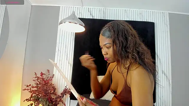 Snapshot of bonnie_blue_cr chatting on October 20, 2025, 3:30 am bonnie blue cr online show from October 20, 2025, 3:30 am