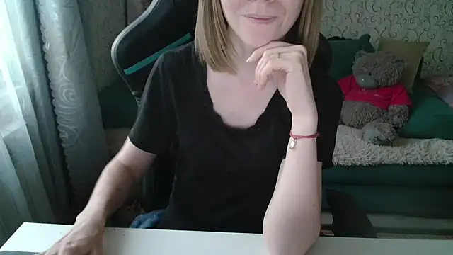 Ogonechekkk online show from September 22, 2025, 3:29 pm