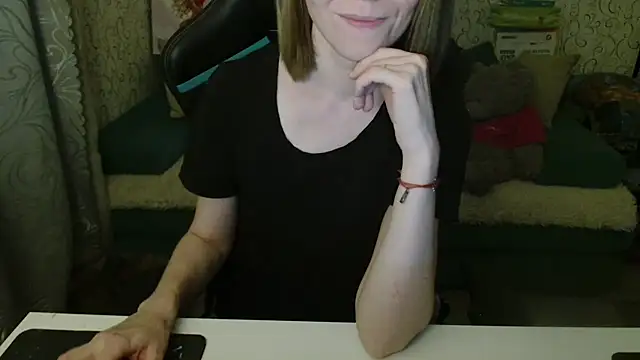 Ogonechekkk online show from September 10, 2025, 4:28 pm