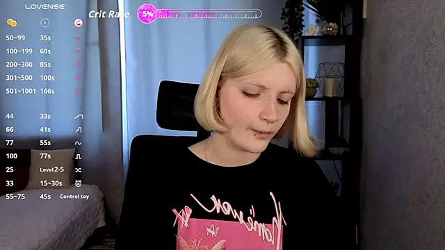 Snapshot of EchoBloom chatting on September 19, 2025, 10:41 am EchoBloom online show from September 19, 2025, 10:41 am