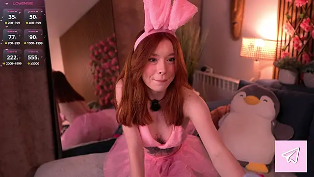 Snapshot of MaryPratt chatting on October 10, 2025, 8:09 pm MaryPratt online show from October 10, 2025, 8:09 pm