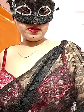 Snapshot of nice_touch9733 chatting on November 1, 2025, 2:33 pm nice touch9733 online show from November 1, 2025, 2:33 pm