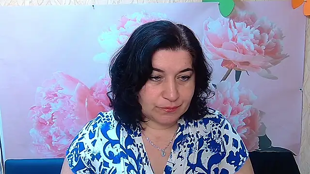 BridjetTur online show from September 12, 2025, 5:29 am