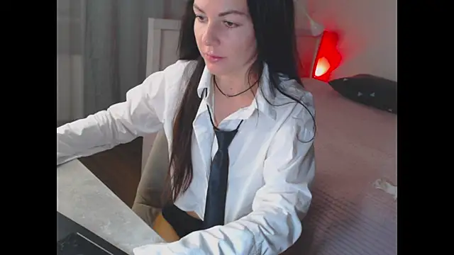 ameliamersi online show from September 13, 2025, 4:18 pm