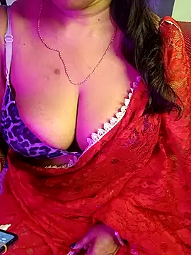 monaa-darling online show from October 16, 2025, 12:57 pm