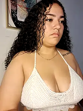 jesie 18x online show from September 10, 2025, 7:13 pm