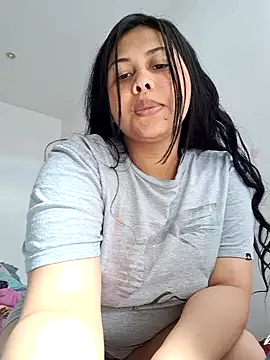 Alessandraa- online show from September 29, 2025, 6:13 pm