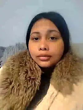 Snapshot of Alessandraa- chatting on February 23, 2026, 2:50 pm Alessandraa- online show from February 23, 2026, 2:50 pm