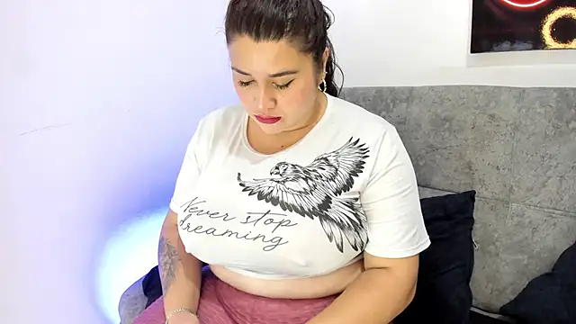 Snapshot of SafiroFer chatting on September 26, 2025, 8:59 pm SafiroFer online show from September 26, 2025, 8:59 pm