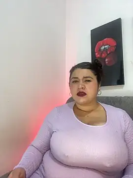 Snapshot of SafiroFer chatting on October 3, 2025, 9:05 pm SafiroFer online show from October 3, 2025, 9:05 pm