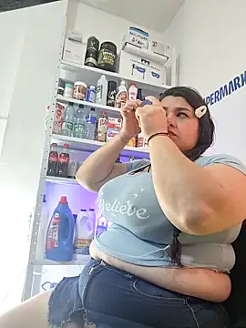 SafiroFer online show from November 28, 2025, 9:15 pm