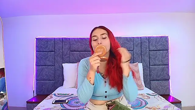 Dakota Megan 69 online show from February 4, 2026, 2:01 pm