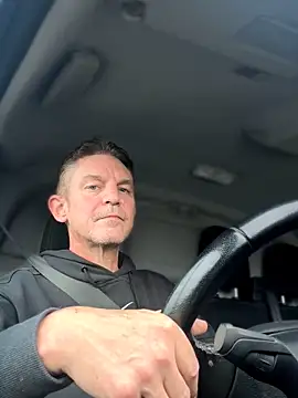 Snapshot of Alwaysmaybe48 chatting on November 3, 2025, 10:41 am Alwaysmaybe48 online show from November 3, 2025, 10:41 am