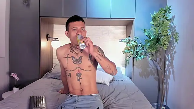 Snapshot of MrJustin_ chatting on September 11, 2025, 7:47 pm MrJustin  online show from September 11, 2025, 7:47 pm