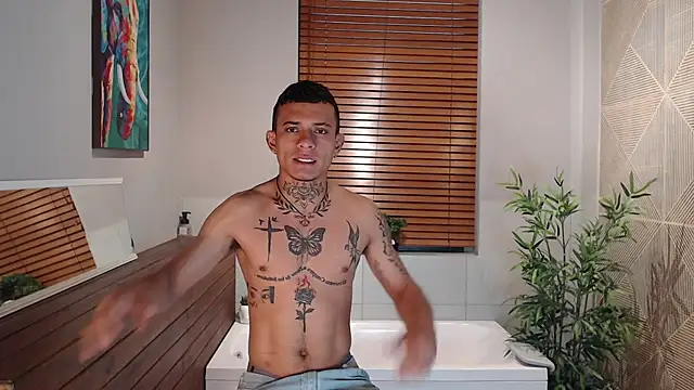 Snapshot of MrJustin_ chatting on September 8, 2025, 8:19 pm MrJustin  online show from September 8, 2025, 8:19 pm