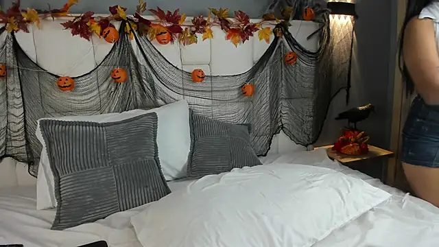 Snapshot of ScarletStarr chatting on October 25, 2025, 3:49 am ScarletStarr online show from October 25, 2025, 3:49 am