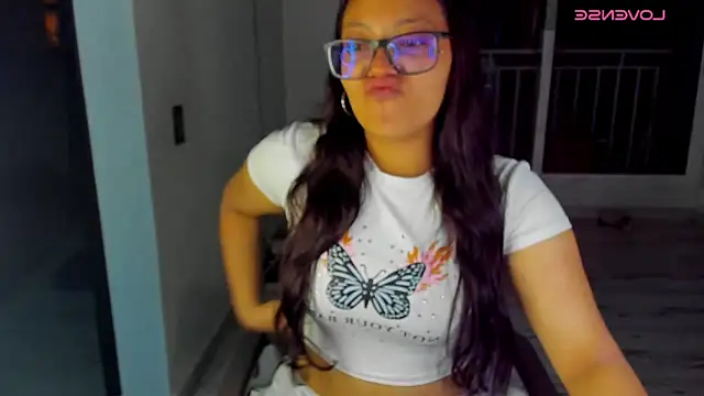 aryana777 online show from September 16, 2025, 1:39 am