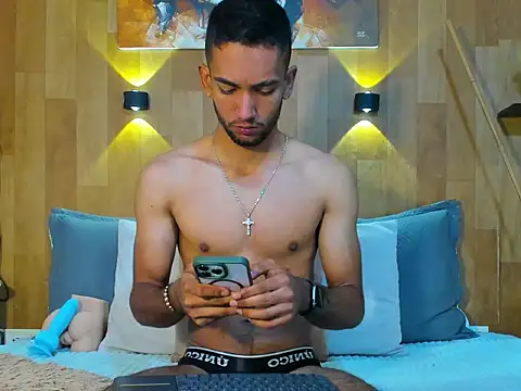 MaicolParker  online show from April 2, 2026, 2:02 pm