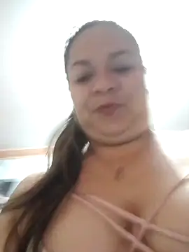 Gabby-sm online show from September 9, 2025, 2:43 am