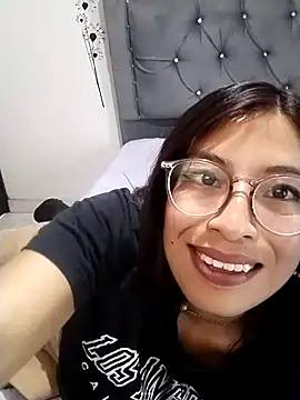 Megan Darcy online show from March 16, 2026, 5:44 am