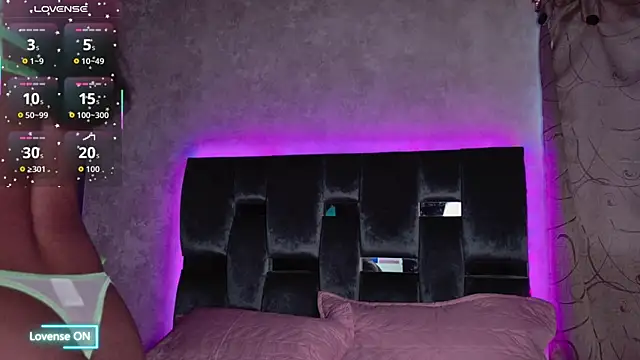 Snapshot of Luna_sophya chatting on October 2, 2025, 11:57 am Luna sophya online show from October 2, 2025, 11:57 am