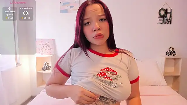 Snapshot of Natalia__Miller chatting on September 22, 2025, 1:39 pm Natalia Miller online show from September 22, 2025, 1:39 pm