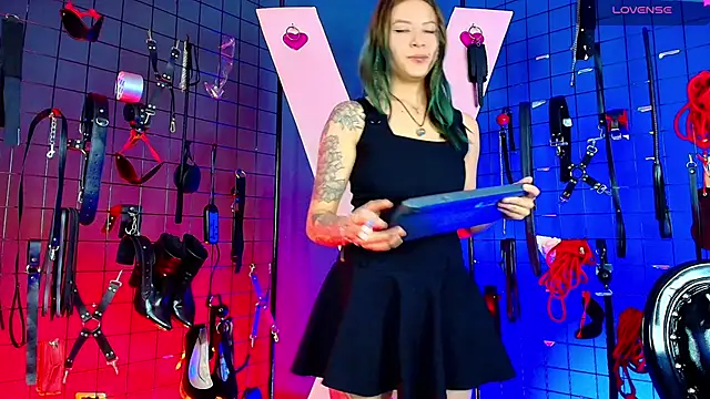 Snapshot of Mr_sadistiic_ chatting on September 18, 2025, 3:53 am Mr sadistiic  online show from September 18, 2025, 3:53 am