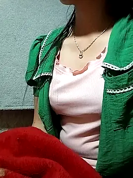 Snapshot of hera-00 chatting on September 26, 2025, 10:27 pm hera-00 online show from September 26, 2025, 10:27 pm