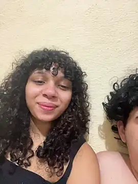 Casal-foda braba online show from May 26, 2026, 7:06 am