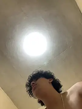 Snapshot of Casal-foda_braba chatting on October 25, 2025, 12:04 pm Casal-foda braba online show from October 25, 2025, 12:04 pm