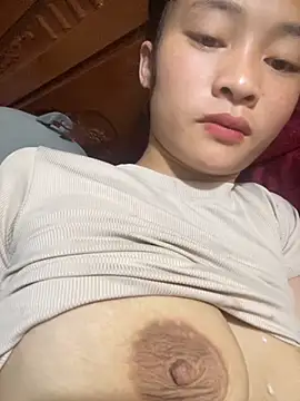 Snapshot of Kieu_xxx chatting on November 1, 2025, 6:46 pm Kieu xxx online show from November 1, 2025, 6:46 pm