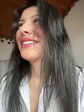 Snapshot of Mia_salinass chatting on June 15, 2026, 7:24 pm Mia salinass online show from June 15, 2026, 7:24 pm
