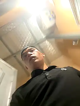 Snapshot of Chao_xxx chatting on October 20, 2025, 5:20 am Chao xxx online show from October 20, 2025, 5:20 am