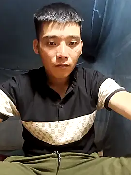 Snapshot of Chao_xxx chatting on October 2, 2025, 12:41 pm Chao xxx online show from October 2, 2025, 12:41 pm