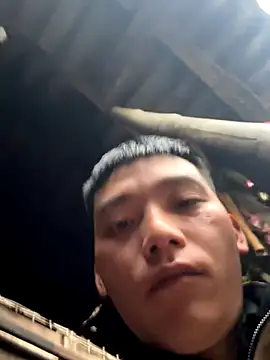 Snapshot of Chao_xxx chatting on November 1, 2025, 12:06 am Chao xxx online show from November 1, 2025, 12:06 am