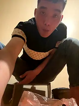 Snapshot of Chao_xxx chatting on October 19, 2025, 5:05 pm Chao xxx online show from October 19, 2025, 5:05 pm