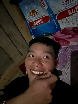 Snapshot of Chao_xxx chatting on October 5, 2025, 12:07 pm Chao xxx online show from October 5, 2025, 12:07 pm