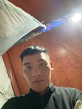 Snapshot of Chao_xxx chatting on October 4, 2025, 5:25 pm Chao xxx online show from October 4, 2025, 5:25 pm