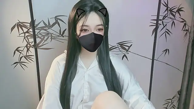 Snapshot of Sparkly_Candy chatting on October 25, 2025, 1:38 am Sparkly Candy online show from October 25, 2025, 1:38 am